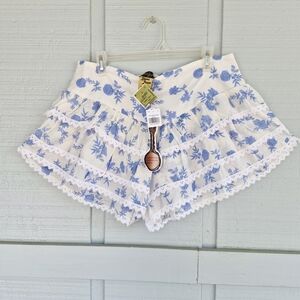 XL Tiered Blue Floral Eyelet Trimmed Jrs Shorts Fairycore Coquette